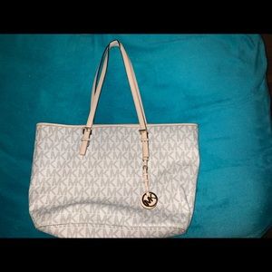 Micheal kors tote